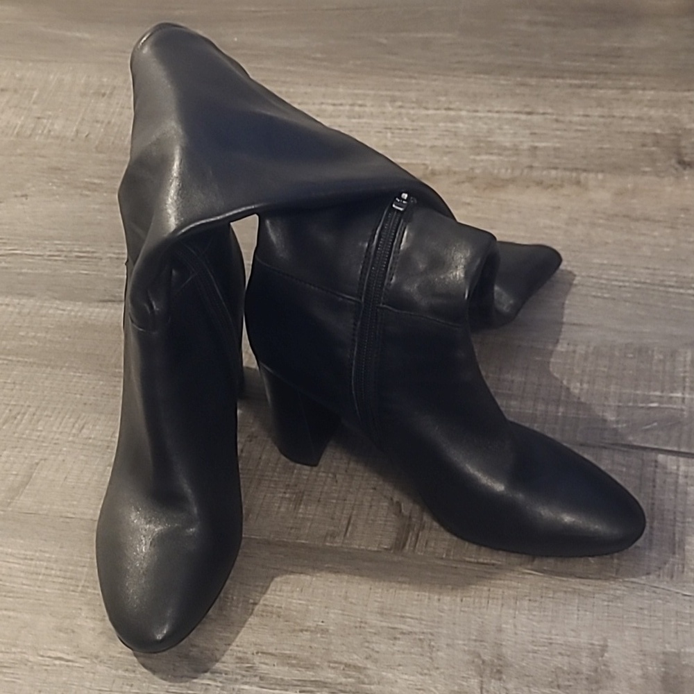 EUC Marc Fisher Revela/Lannie/Kiley Black Leather Knee High Boots Women Sz 7.5M
